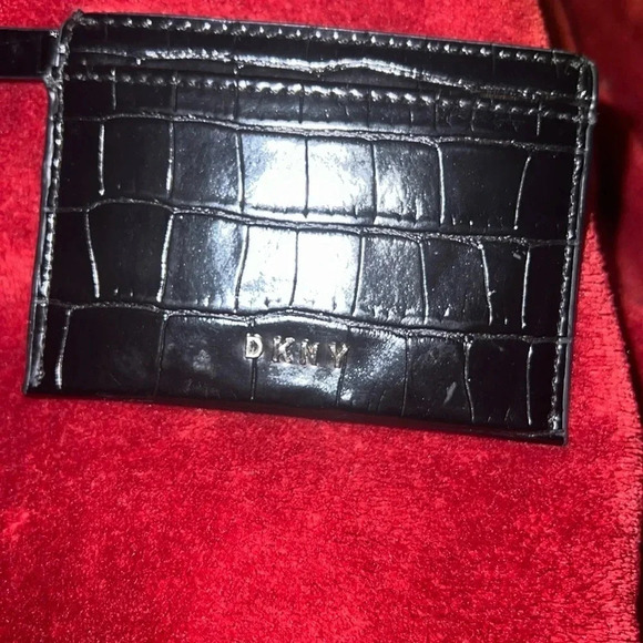DKNY Black Croc Gramacey Card Holder - Picture 3 of 9